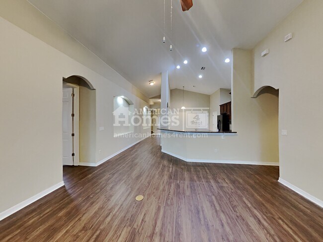 Building Photo - 10442 Deerberry Drive