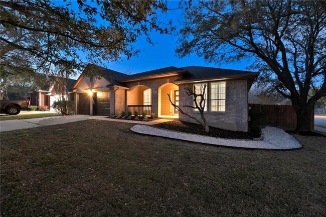 Building Photo - 6600 Orchard Hill Dr