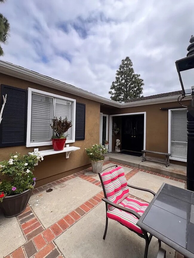 Building Photo - 16872 Stiles Cir