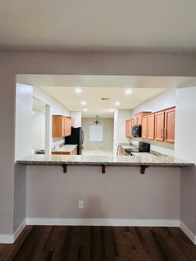 Breakfast nook - 18215 W Townley Ave