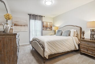 Building Photo - The Mayfair Apartment Homes