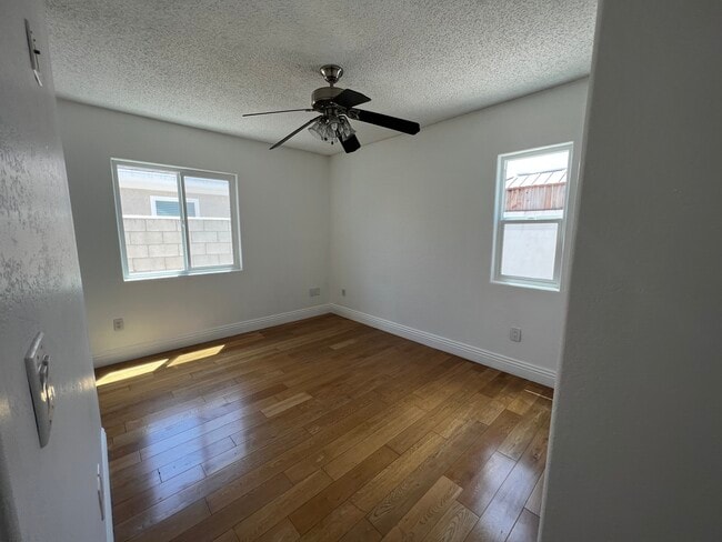 Building Photo - 14397 Busby Dr