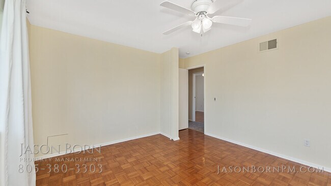 Foto del edificio - 28803 Oakpath Dr