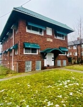 Building Photo - 884 Copley Rd