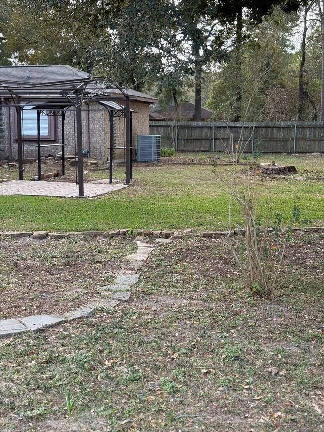 Building Photo - 24930 Plantation Estates Ave