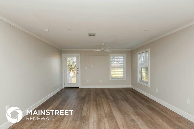 Building Photo - 2120 Belzise Terrace