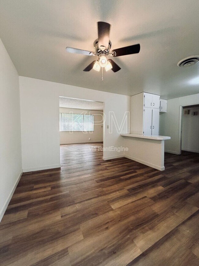 Foto del edificio - 8446 N El Dorado St