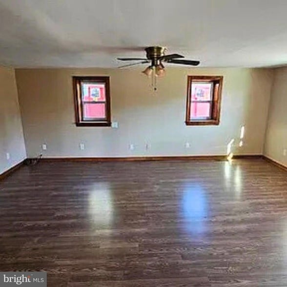 Foto del edificio - 94 Buttonwood Ave