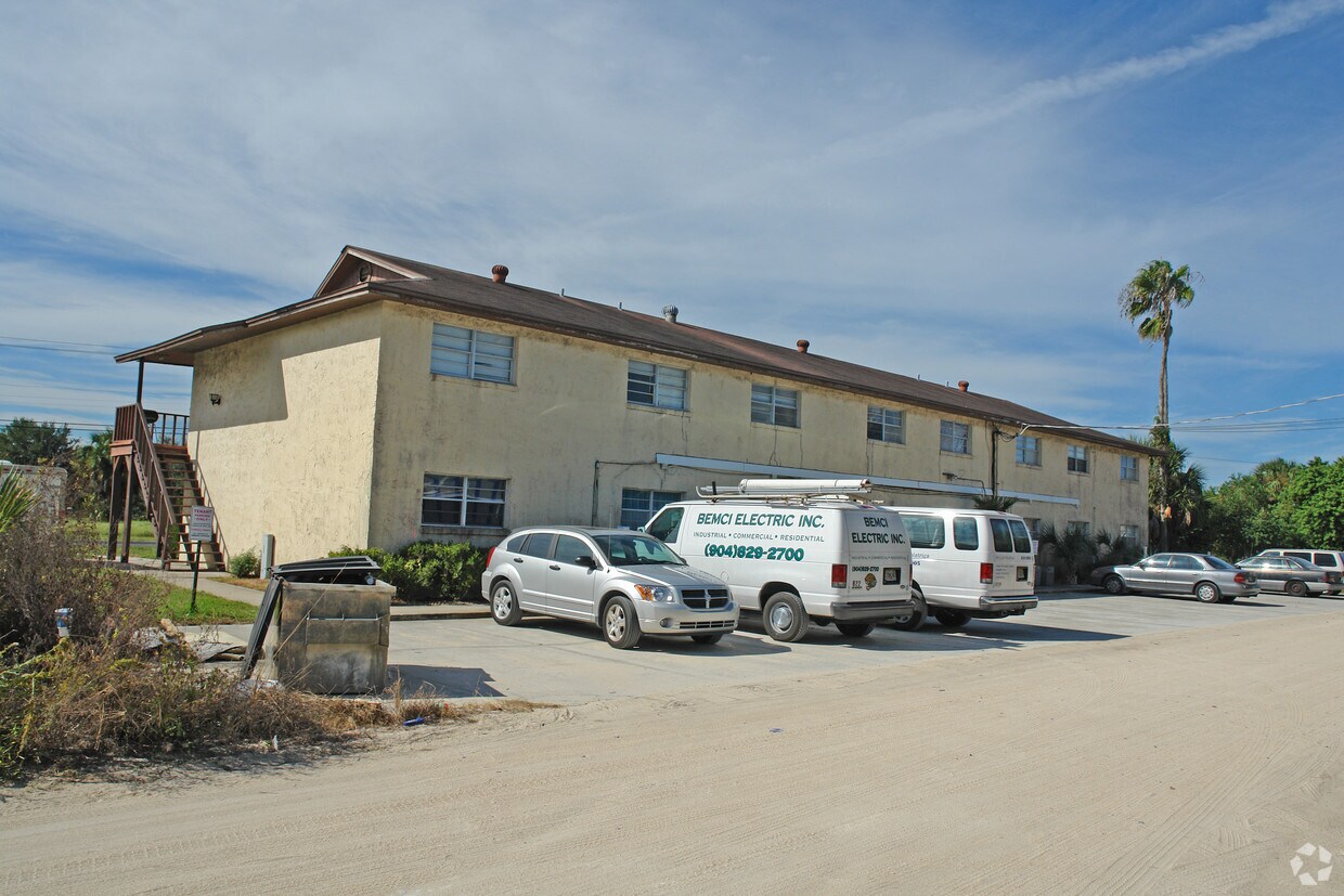 Foto del edificio - 318 Arricola Ave