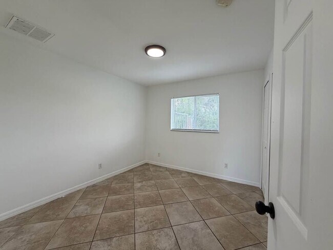 Building Photo - 4647 28th St SW