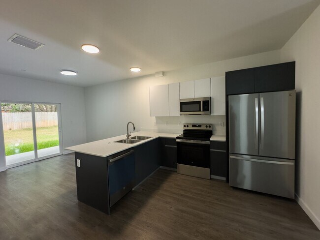 Foto del edificio - Eagle Trace 1583 #3