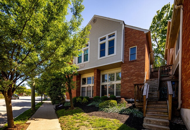 Building Photo - 2132 Gilbert Ave