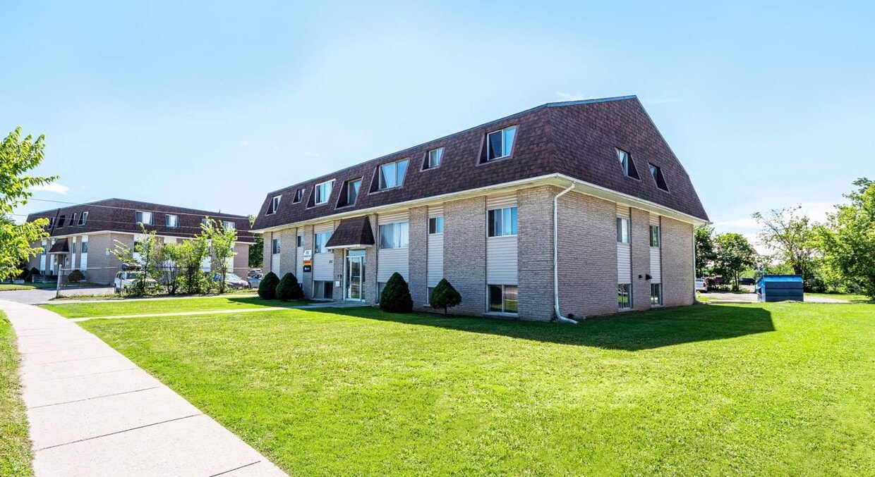 Primary Photo - Riverstone Place & Millstone Place