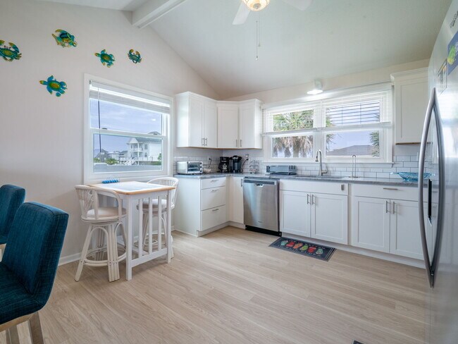 Foto del edificio - 702 Trade Winds Dr