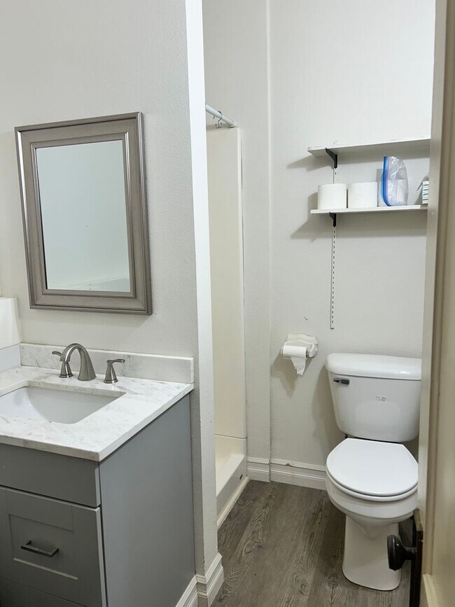 Foto del edificio - 4 bed 2 bath Home out in the Country