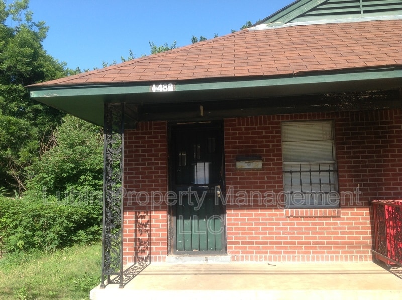 Foto principal - 1482 Oaklawn St