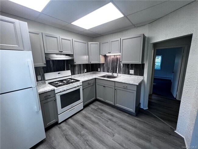 Foto del edificio - 61 Old Temple Hill Rd