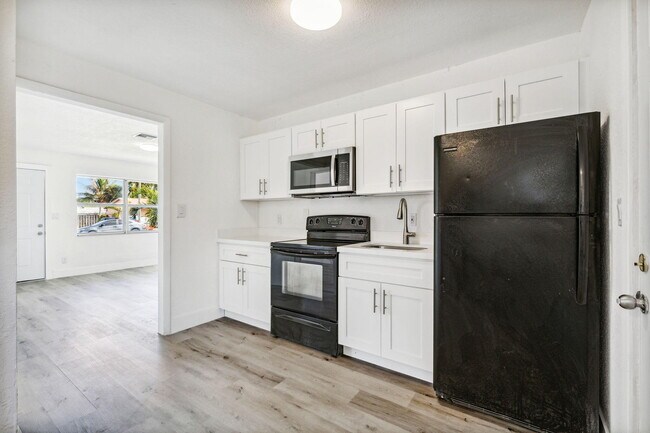 Foto del edificio - 701 NW 2nd Ave