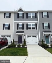 Building Photo - 7275 Congressional Cir