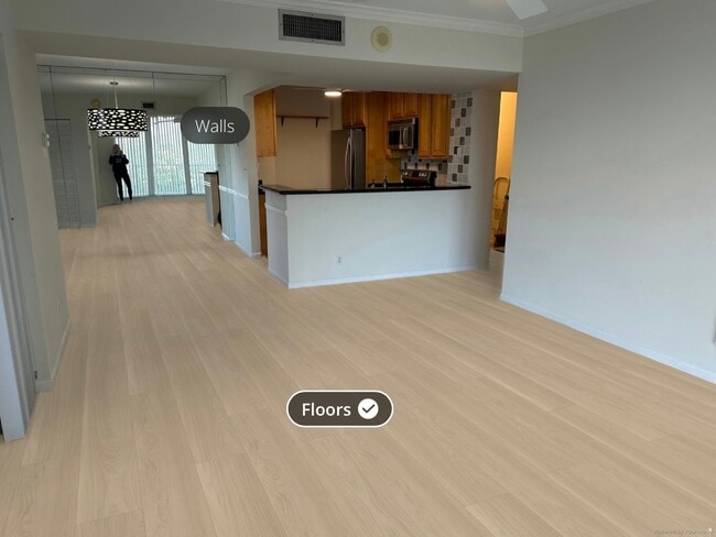 Building Photo - 1625 SE 10th Ave