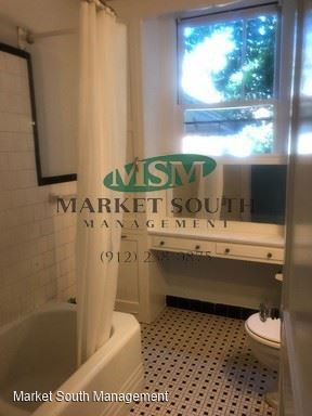 Building Photo - 3 br, 1 bath House - 121 E. 54th Street