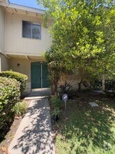 Building Photo - 617 E Matchwood Pl