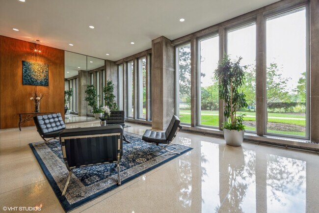 Foto del edificio - 4800 S Chicago Beach Dr