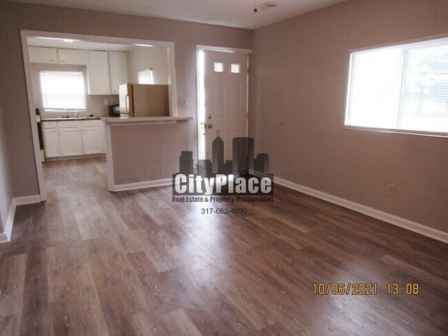 Foto del edificio - 2155 North Admiral Dr, Indpls, IN 46219