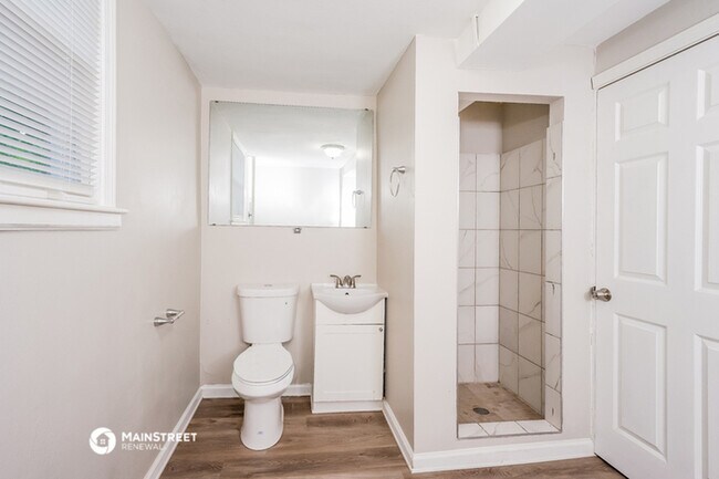 Foto del edificio - 3515 Gladden Dr