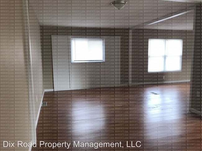 Building Photo - 3 br, 1 bath House - 115 Algonquin Drive,