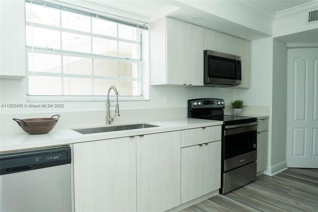 Foto del edificio - 2634 SE 21st Ct