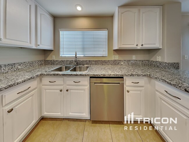 Foto del edificio - 9509 Green Spruce St