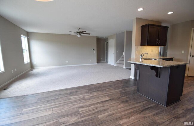 Building Photo - 456 Highfields Cv