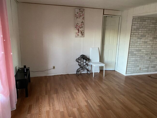 Building Photo - 42982 Valley Center Rd