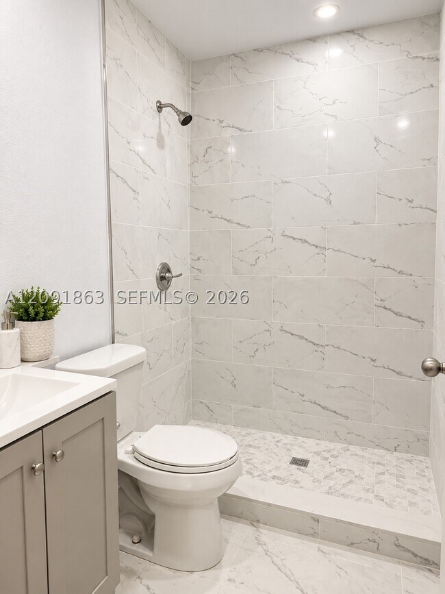 Foto del edificio - 5945 NW 38th St