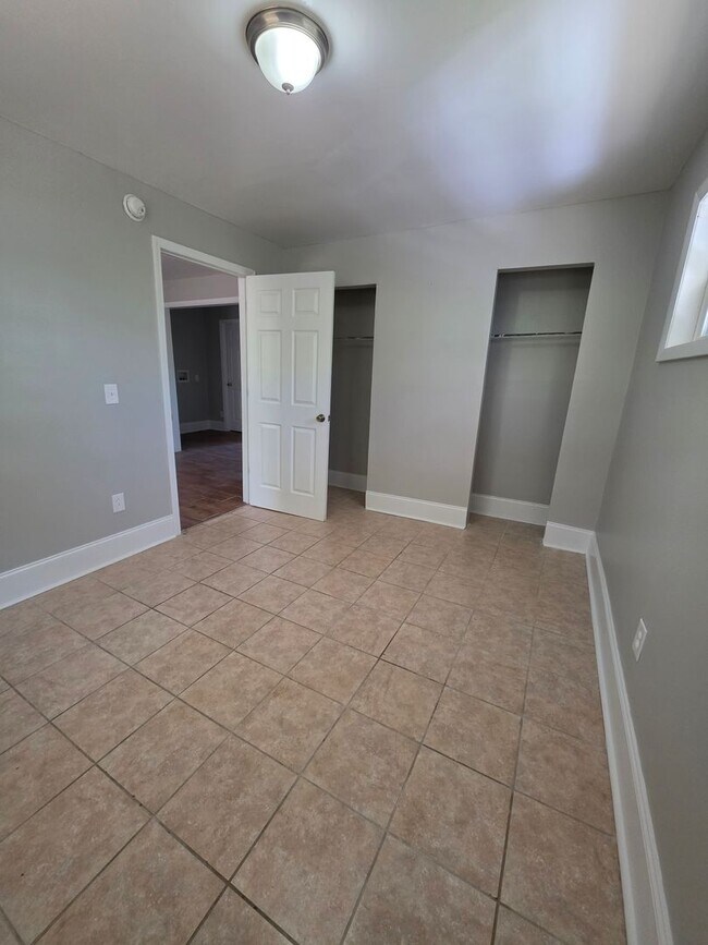 Foto del edificio - 624 Sewanee St