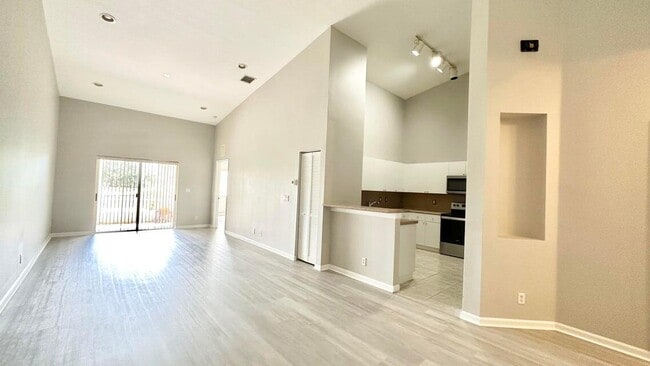 Building Photo - 9916 Galleon Dr