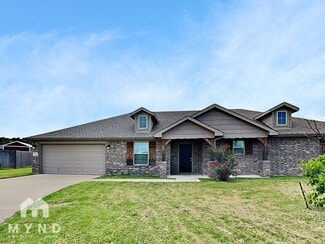 Building Photo - 3905 Chippewa Ct