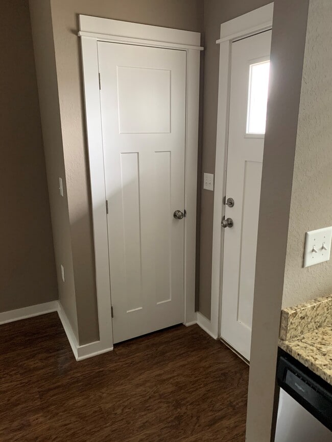 Entry - 2315 Stone Hawk Ct