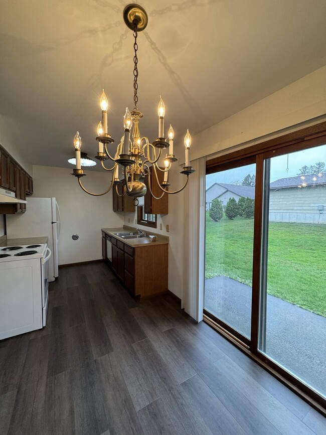 Kitchen w/brand new flooring - 836 Macomber St