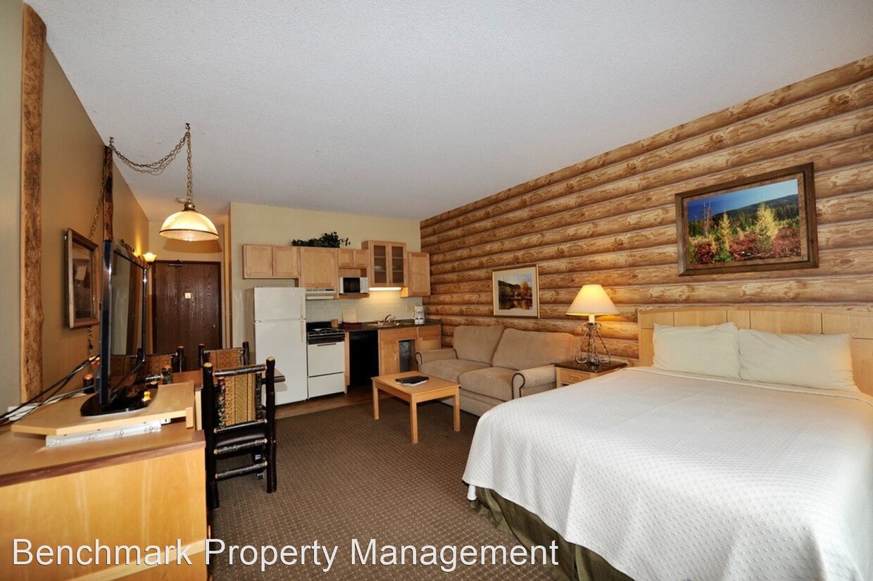 Primary Photo - Studio, 1 bath House - 150 Holiday Loop