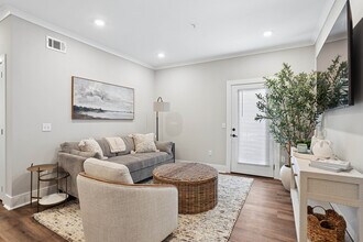 Building Photo - Pointe Grand Inlet at Fleming Island