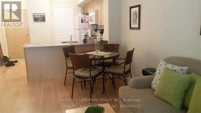 Building Photo - 55 S Town Centre Blvd