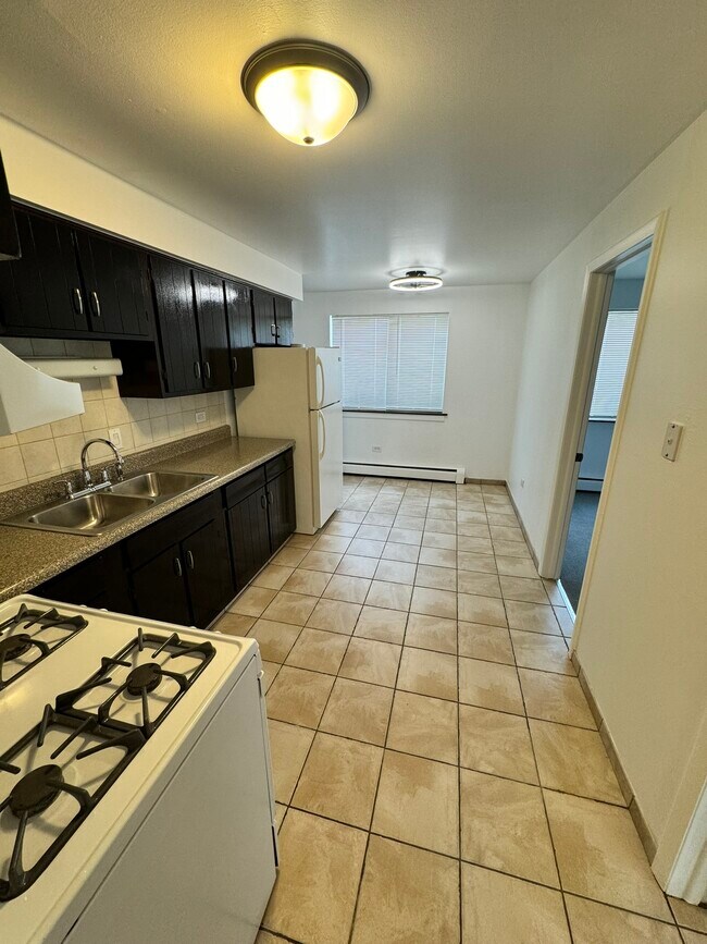 Foto del edificio - 3910 W 124th St