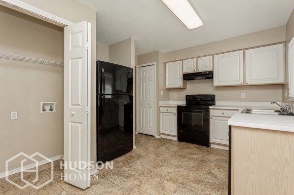 Foto del edificio - NOW AVAILABLE! - 1408 BIRCHSTONE AVE, BRAN...