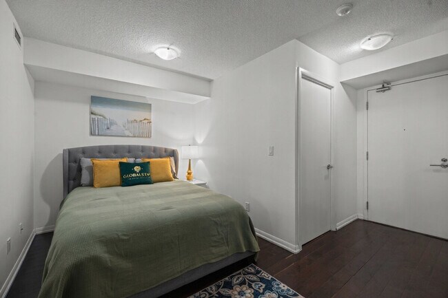 Photo du bâtiment - 211 Fort York Blvd