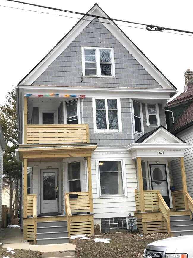 Foto del edificio - 2627 S Pine Ave