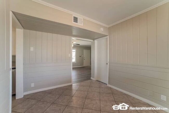 Building Photo - Newly Remodeled Chandler Property!