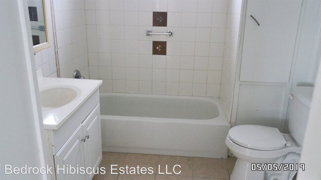 Building Photo - 1 Hibiscus Ln