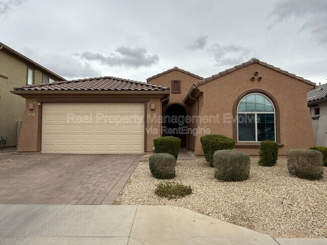 Foto del edificio - 5811 N 88th Ln